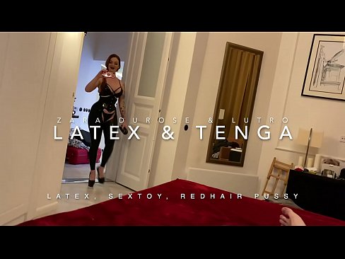 ❤️ Leas-phiuthar le ceann ruadh ann an deise latex air a fucked le stepbrother ❤️ Pornografach leinn ️❤